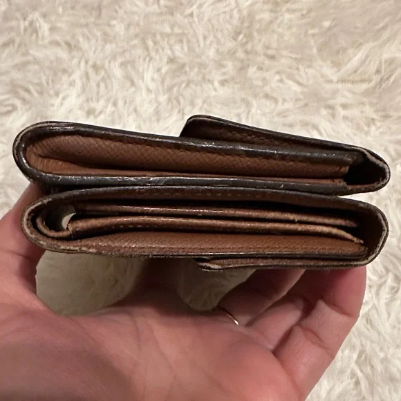 Louis Vuitton Monogram Brown Wallet - Picture 16 of 16